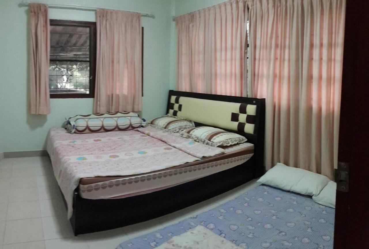 Baan Rai Pu Fa Villa Sattahip Exterior photo